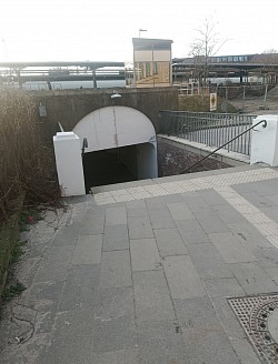 Abgang und unterführung Deutzer Bahnhof